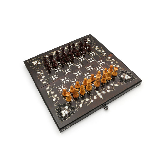Sedef Kakmalı Ahşap Tavla ve Satranç Seti – El Yapımı Şimşir Satranç Taşları (8 cm)